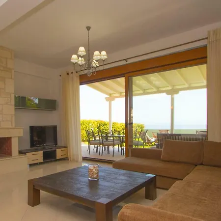فيلة Aegean Blue Villa, *