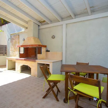 Aegean Blue Villa, فيلة